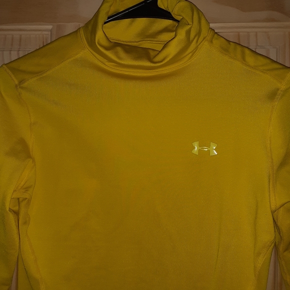 Under Armour fitted cold gear yellow turtleneck shirt size SM - Picture 2 of 3